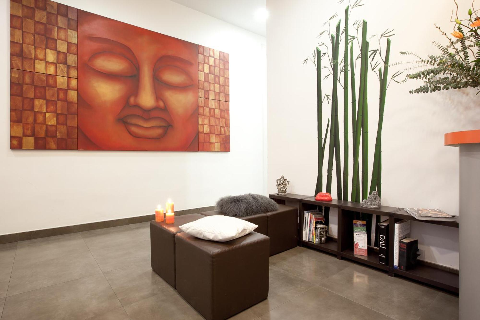 Hip Karma Hostel Barcelona Exteriör bild